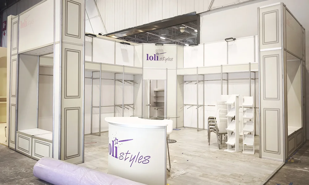 Loli Styles modular exhibition stand
